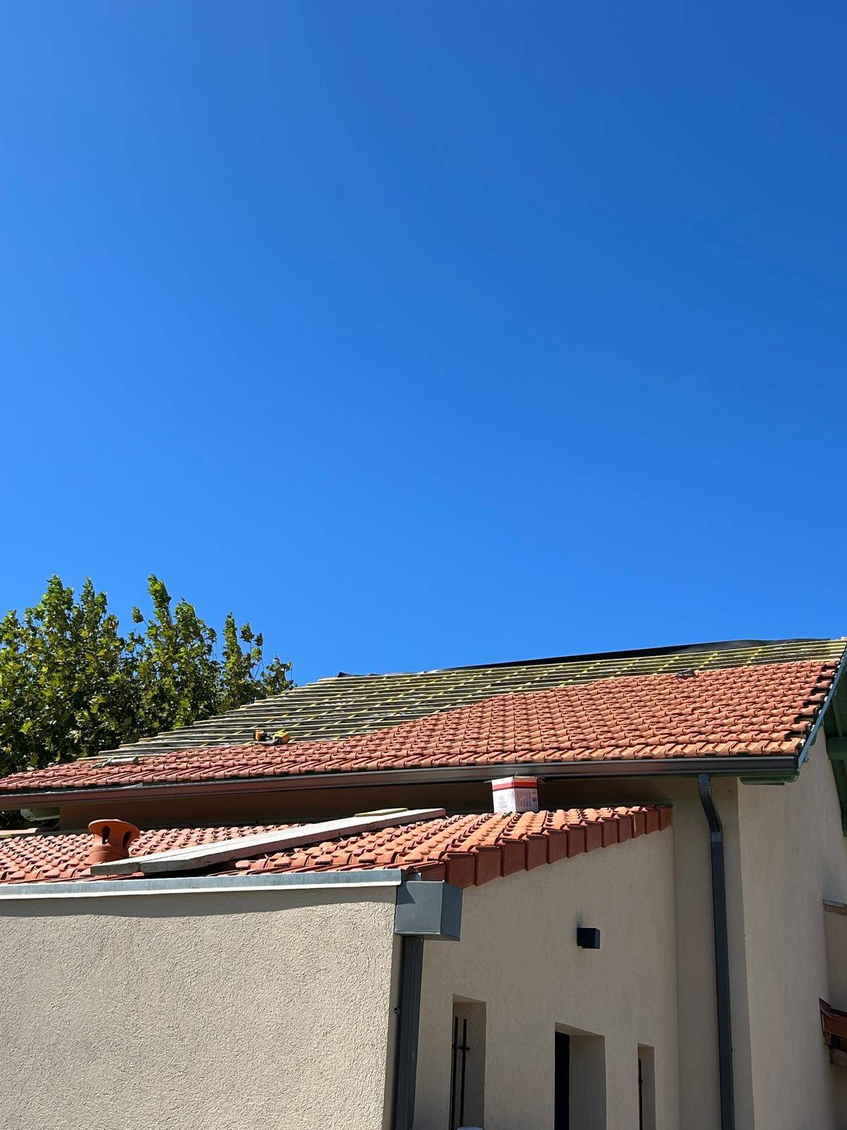 Rénovation complète d'une toiture à Marseille 13009