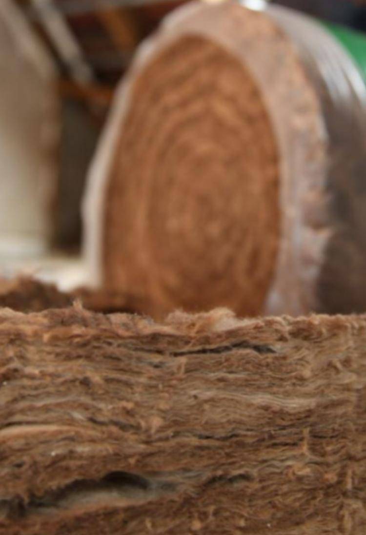 Pourquoi isoler les toitures avec de la laine de roche à Marseille ?