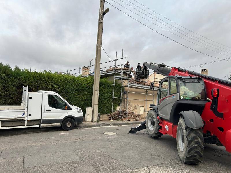 Réfection de toiture avec les tuiles Romane dans le 13015