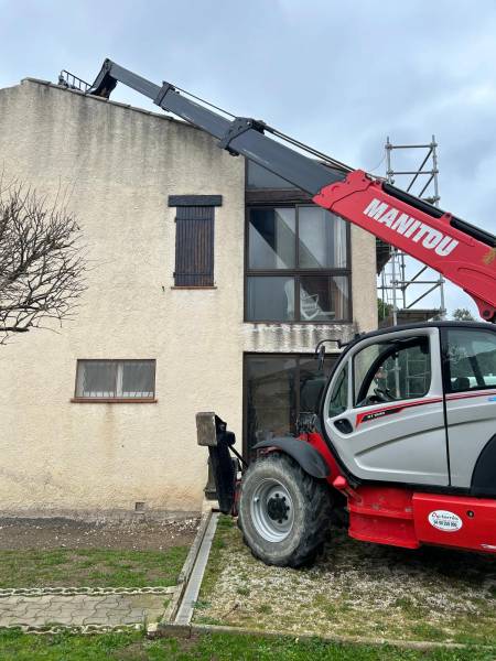 Réfection d'une toiture par nos compagnons du devoir dans les Bouches du Rhône