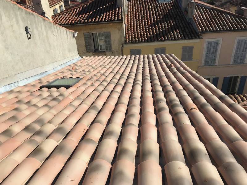 Rénovation de la couverture d'un immeuble à La Ciotat