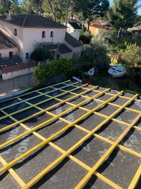 Ecran sous toiture pour étanchéité le toit à la Ciotat