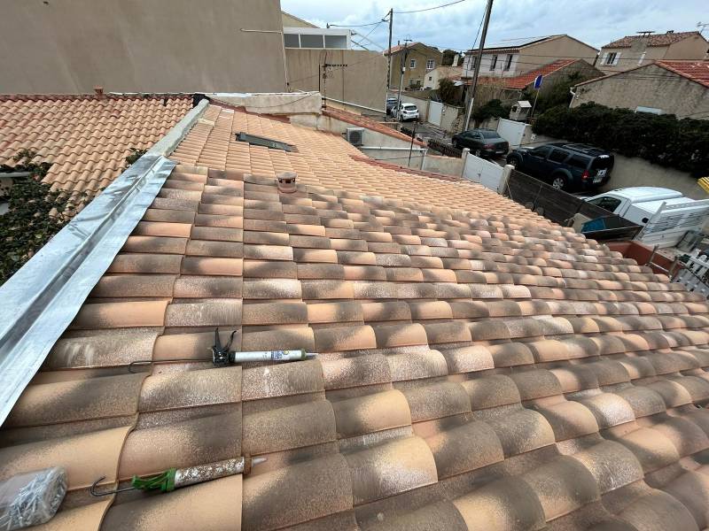 Altitude Bois entreprise spécialisée dans la réfection de toiture et couverture dans le 13