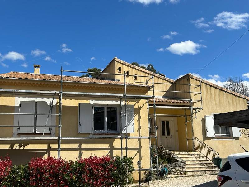 Réfection d'une toiture à Puyricard dans le 13