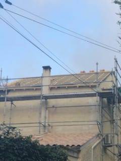 Reprise du faitage en closoir ventilé pour rénover le toit d'une maison entre Gémenos et Aubagne