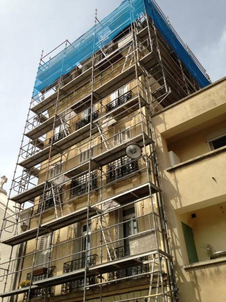 Réfection d'une toiture d'un immeuble de copropriété à Marseille Bouches du Rhône